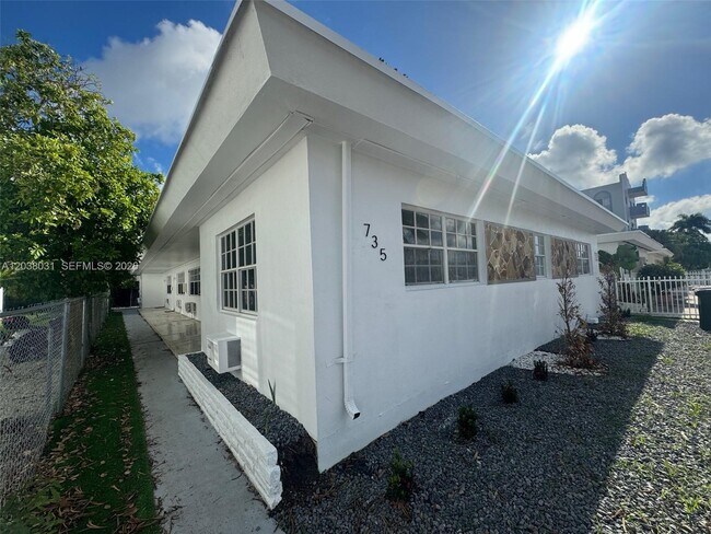 Building Photo - 735 83rd St