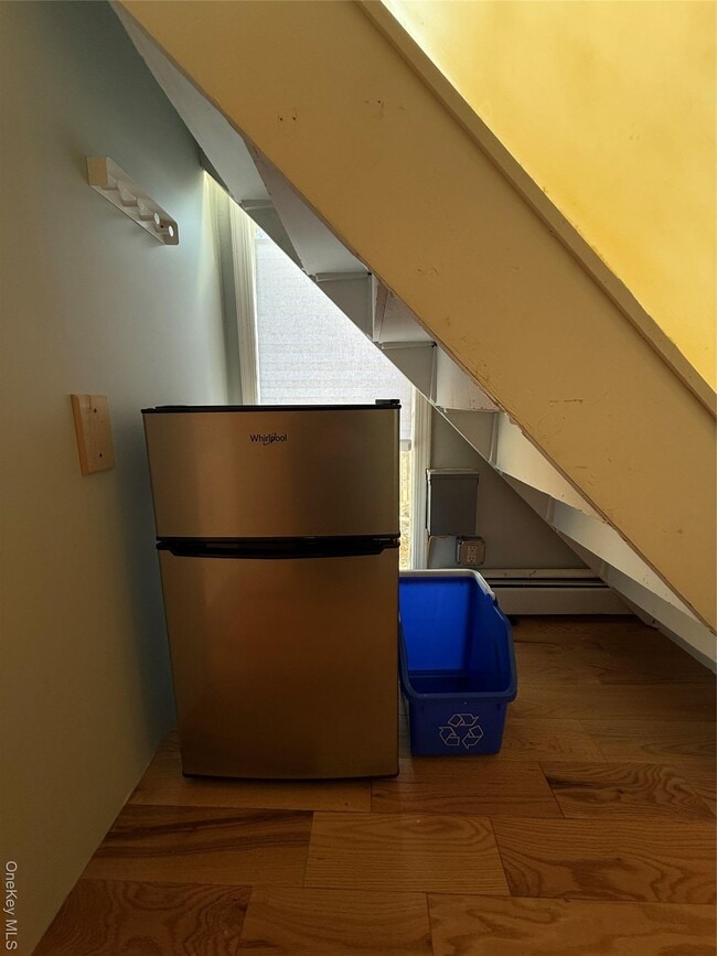 Building Photo - 16A Shadyside Ave