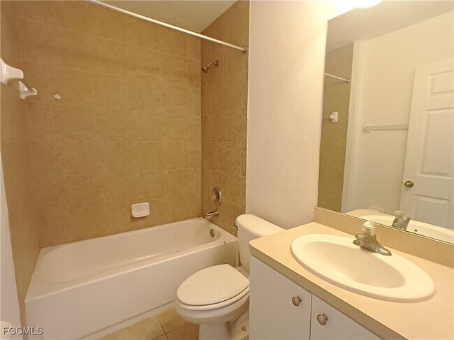 Building Photo - 1316 NE 20th Ave