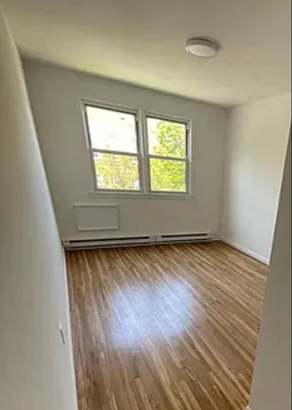 Building Photo - 30 Archer Ave