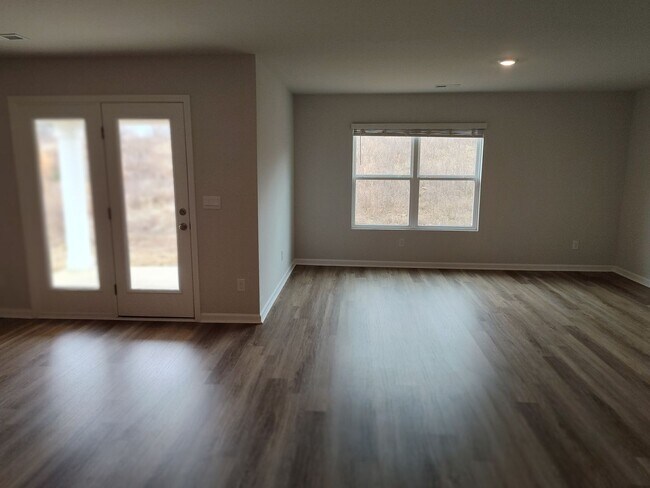 Building Photo - 1514 HERTIAGE CIRCLE SE CULLMAN AL 35055