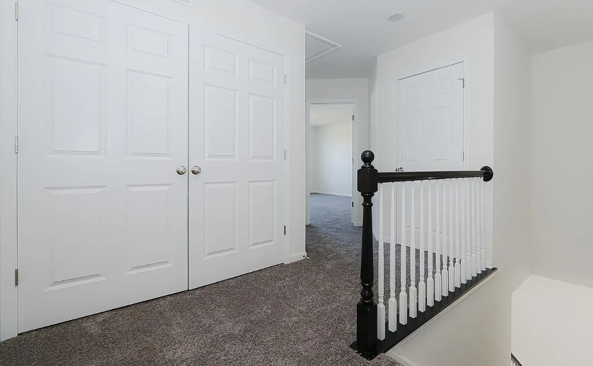 Building Photo - 12662 S Talbot Cir