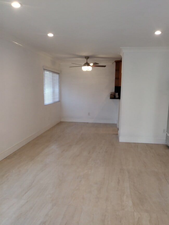 View to Dining Area - 206 15th St