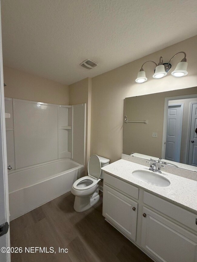 Building Photo - 156 Nelson Ln