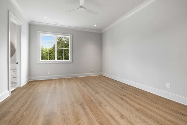 Building Photo - 8115 Devens Dr