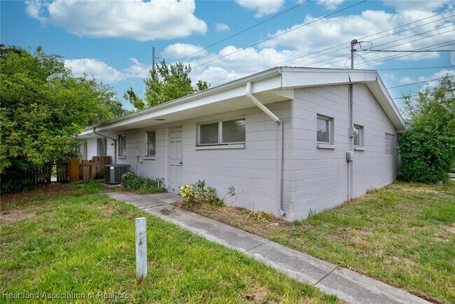 Building Photo - 3748 Sebring Pkwy