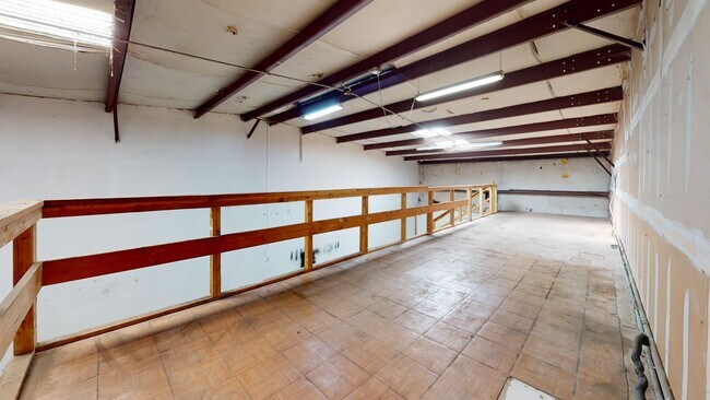 Building Photo - 6200 Stainless Way
