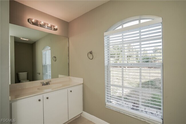 Building Photo - 2701 36th St SW