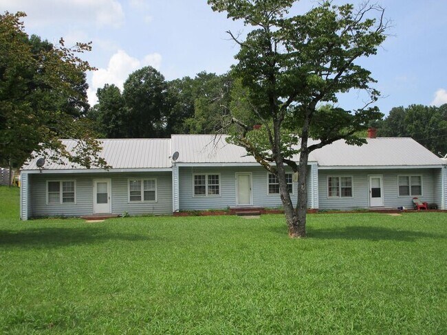 Building Photo - 916 N Tennessee St