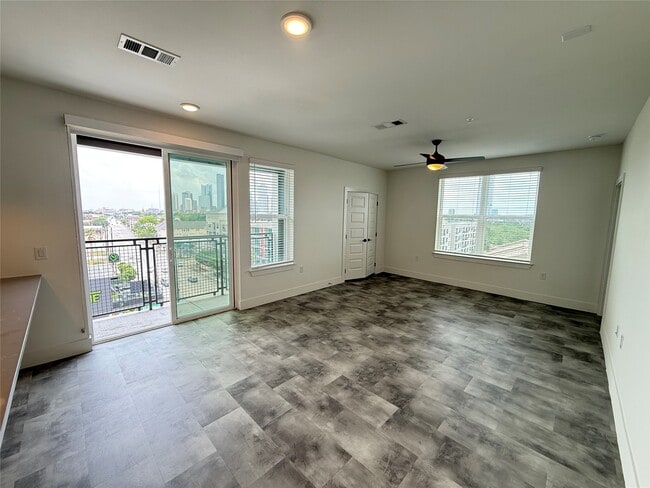 Building Photo - 2520 Washington Ave