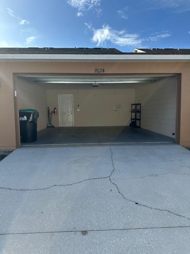 Building Photo - 7624 Sutherton Ln