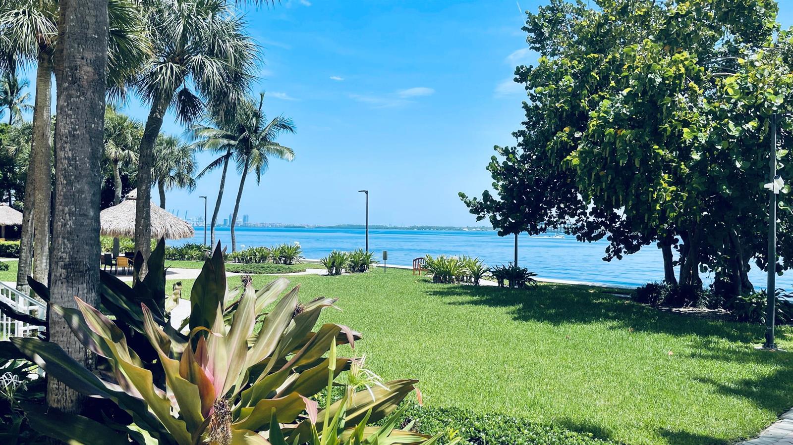 Building Photo - 2451 Brickell Ave