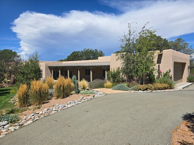 Building Photo - 3876 Old Santa Fe Trail