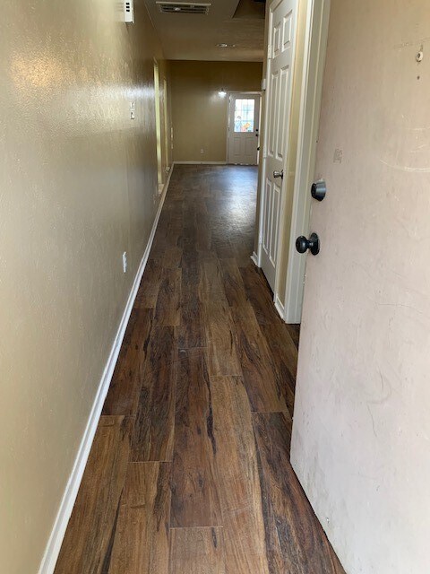 Building Photo - 2053 Country Village Blvd