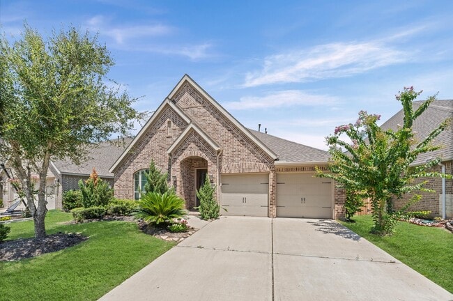 Building Photo - 18226 Dalyell Dr