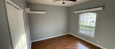 Building Photo - 1827 Wildwood Creek Ln