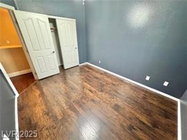 Building Photo - DON’T MISS OUT ON THIS BEAUTIFUL 4-BEDROOM...
