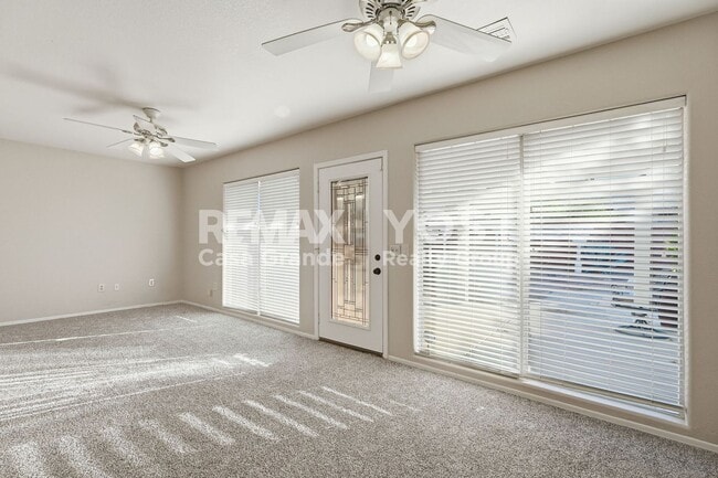 Building Photo - Where Character Takes Center Stage! Now Offering $500 Off First Month’s Rent!