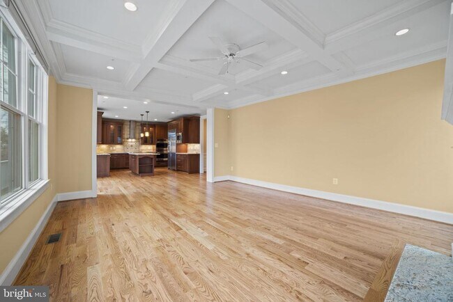 Building Photo - 5709 Wilson Ln