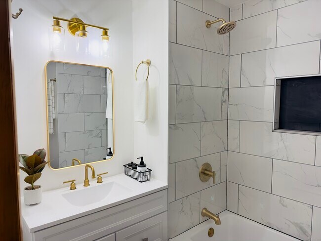 Building Photo - 64 White Deer Rocks Rd