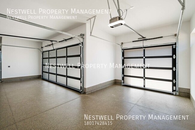 Building Photo - Brand New Luxury Home in Woodland Hills