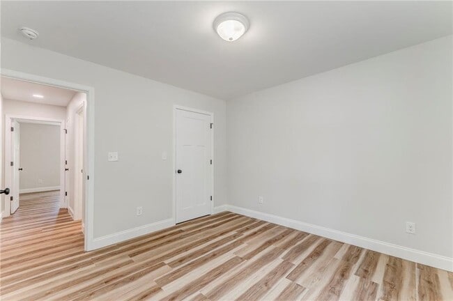 Building Photo - 22 Earls Way