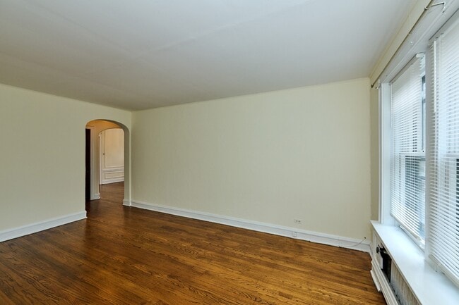 Building Photo - 1112 Grove St