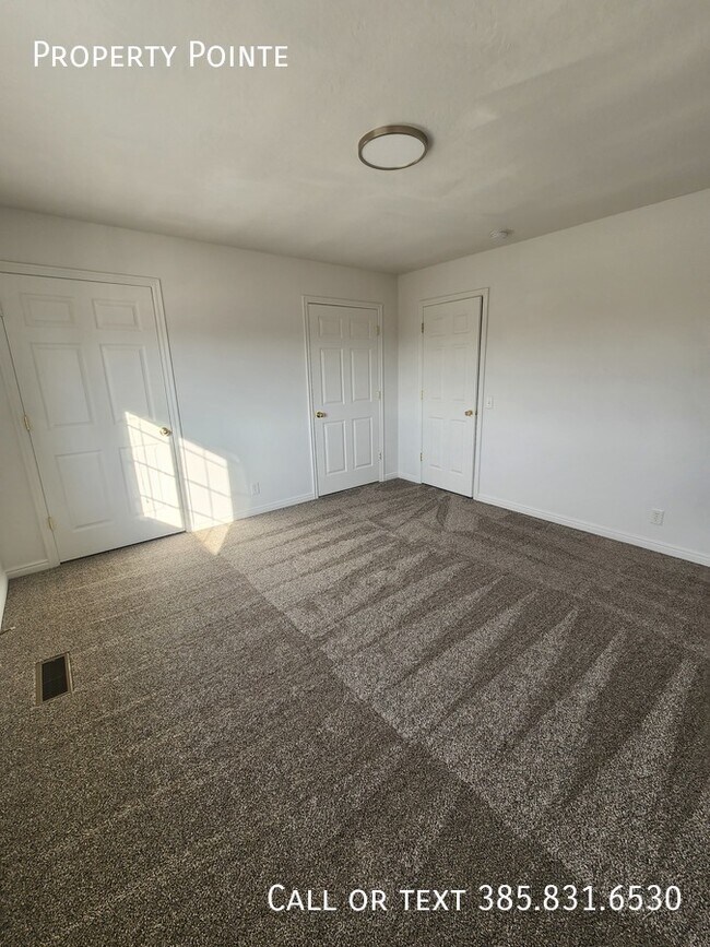 Building Photo - 1573 S 2000 W