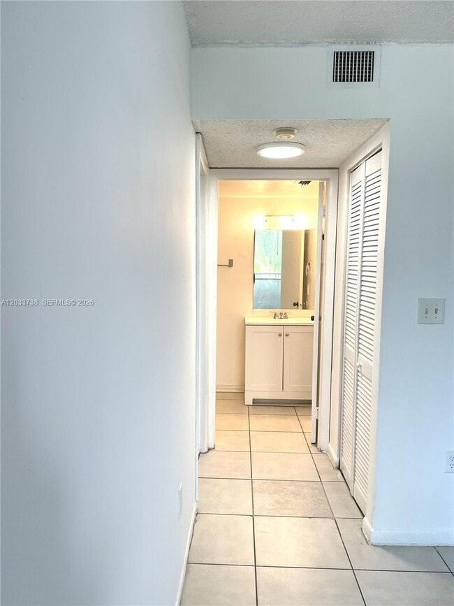 Building Photo - 8255 SW 152nd Ave
