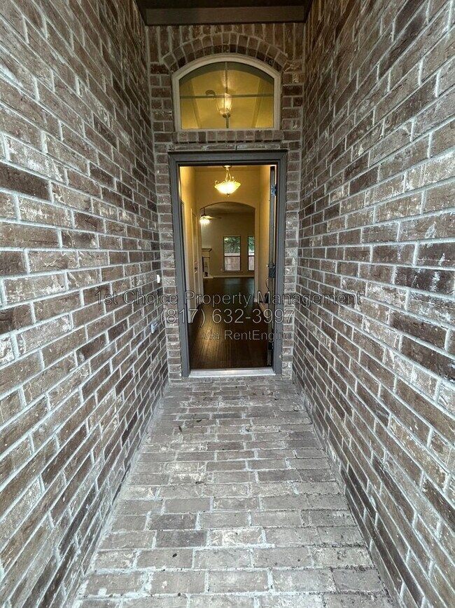 Building Photo - 7908 Wilson Cliff Dr