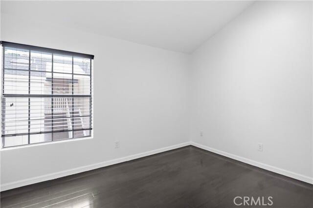 Building Photo - 252 Pineview