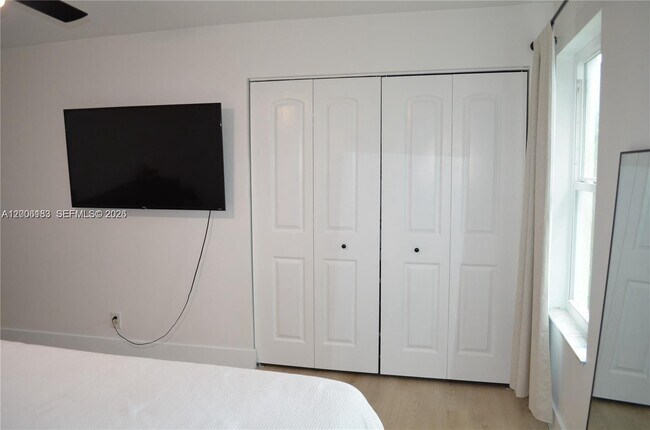 Building Photo - 1200 NW 78th Ave