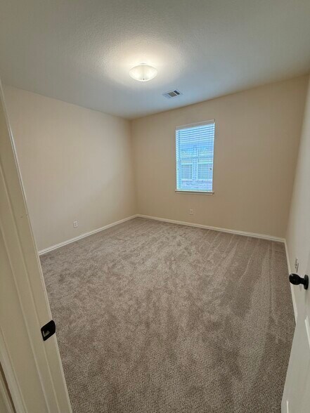 Bedroom 3 - 6406 Shakespeare Pl