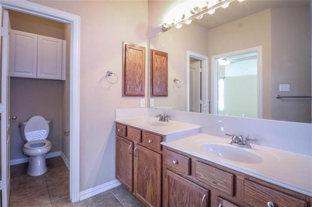 Building Photo - 4340 Thorp Ln