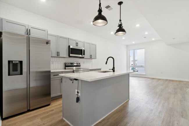 Building Photo - 1809 N 18th St