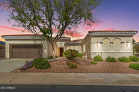 Building Photo - 12820 W La Vina Dr