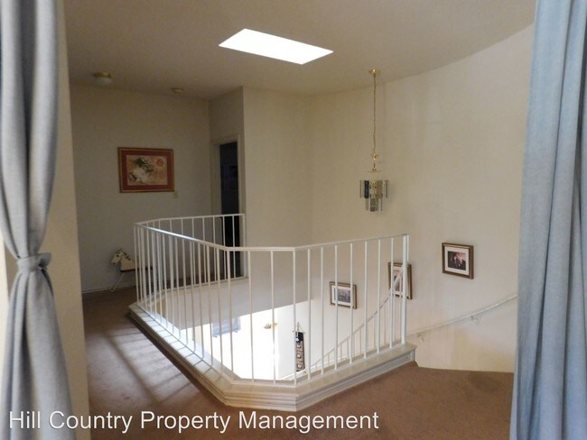 Building Photo - 13218 Tamayo Dr