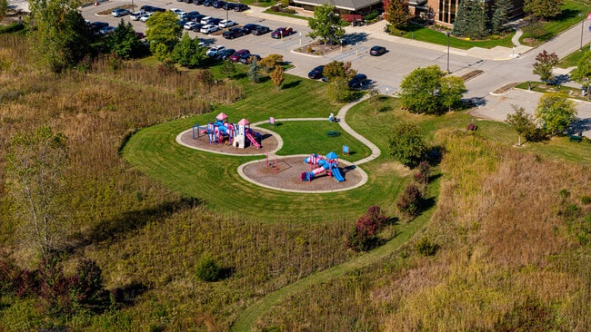 Building Photo - 4025 Rolling Meadow Ln