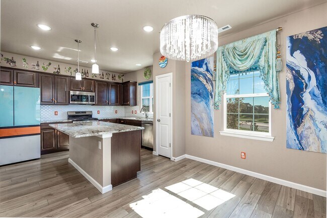 Building Photo - Townhouse For Rent - Wolf Ranch