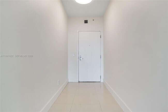 Building Photo - 888 Biscayne Blvd