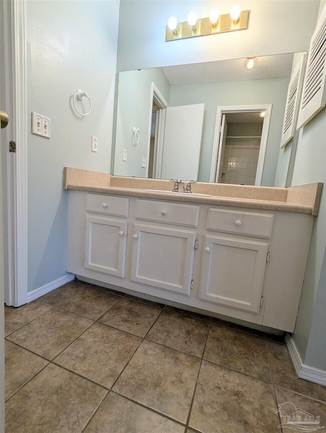 Building Photo - 512 Quail Nest Ln