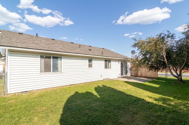 Building Photo - ***Coming Soon September 15th***Charming 3 Bedroom in Cheney