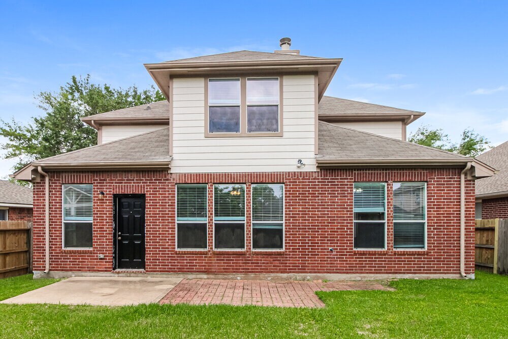 Building Photo - 11305 Shoal Creek Dr