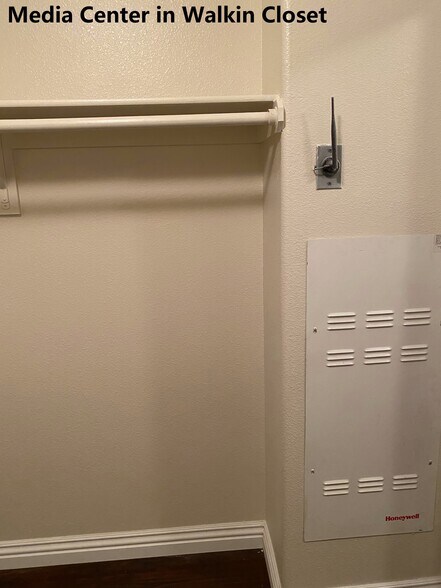 Walk-in Closet and Media Room - 31750 Paseo de Castaic