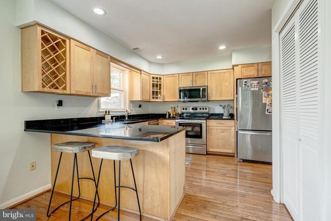 Building Photo - 9312 Silver Mill Pl