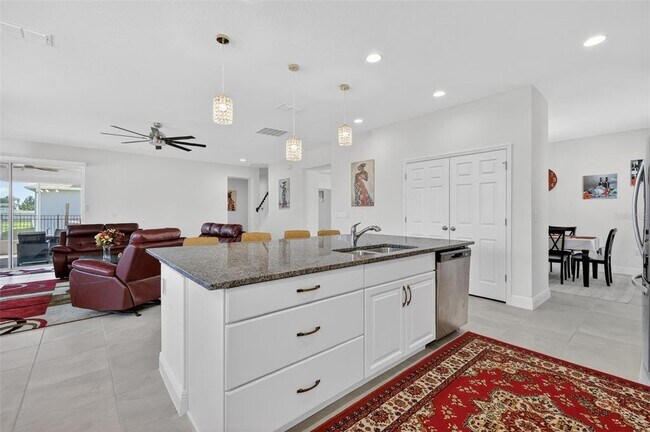 Building Photo - 6070 Sierra Crown St