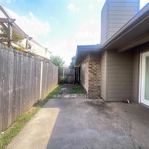 Building Photo - 3037 Airhaven St