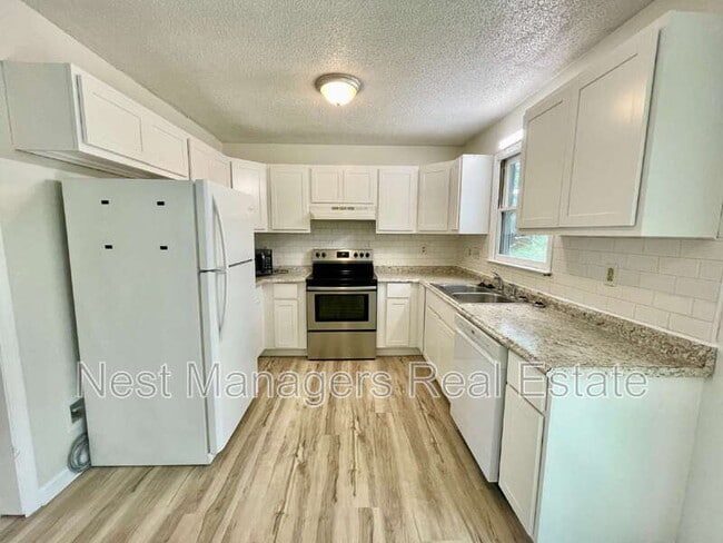 Building Photo - 5513 Glenrock Dr