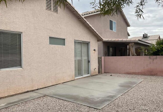 Building Photo - 5953 Hickory Nut Ave