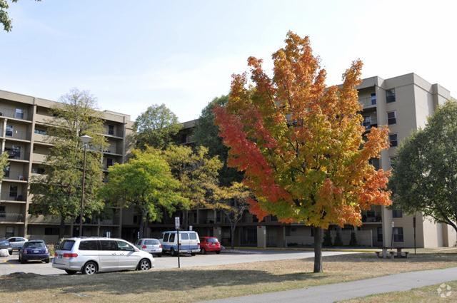 Knollwood Towers West Apartments - Knollwood Towers West  Apartments